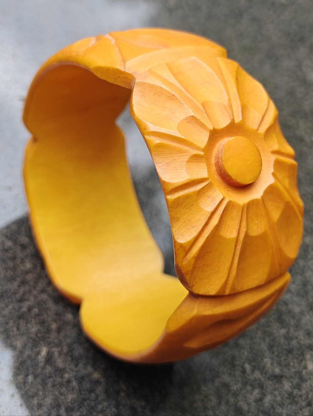 Vintage Deeply Carved Bakelite Bangle Bracelet